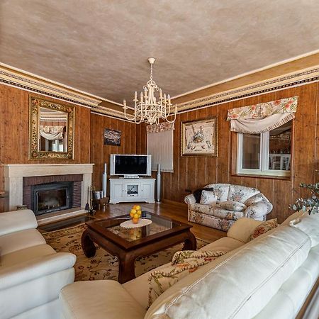 Waou Deluxe Cottage Titulcia Luaran gambar