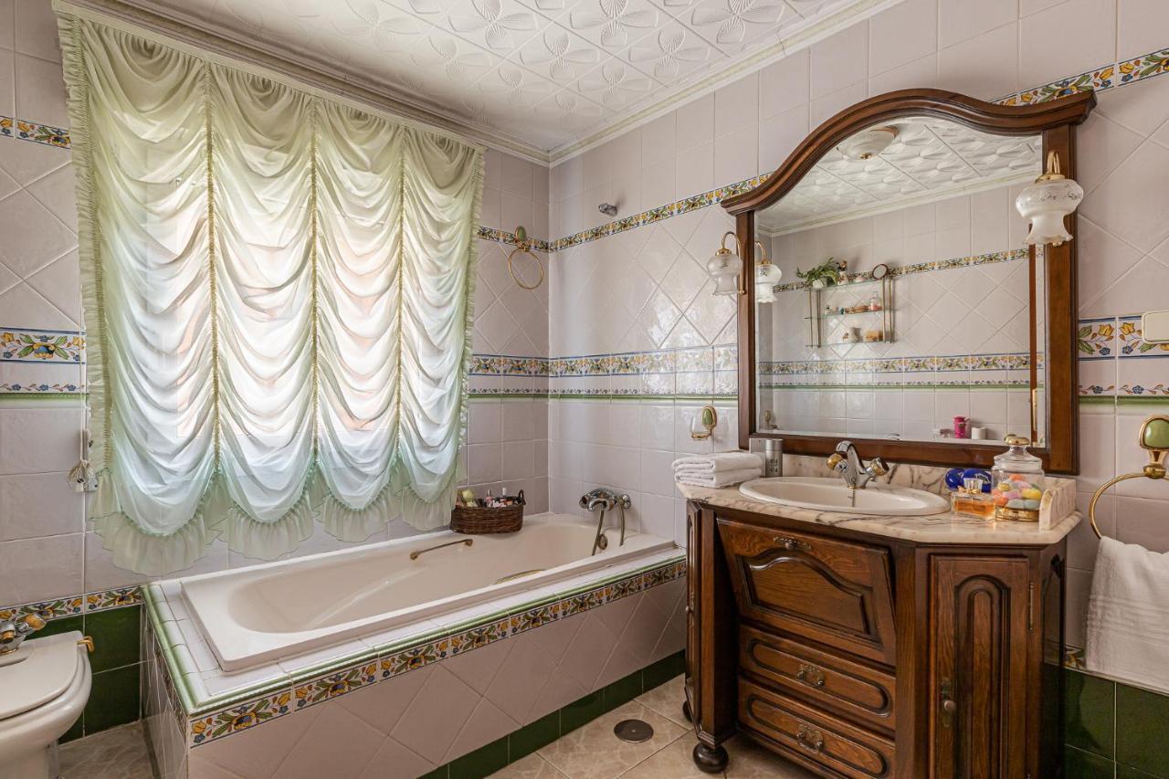 Waou Deluxe Cottage Titulcia Luaran gambar