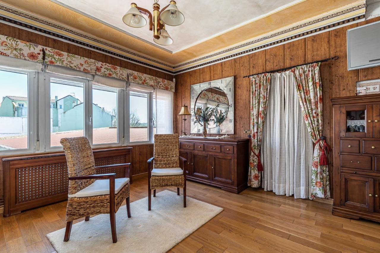 Waou Deluxe Cottage Titulcia Luaran gambar