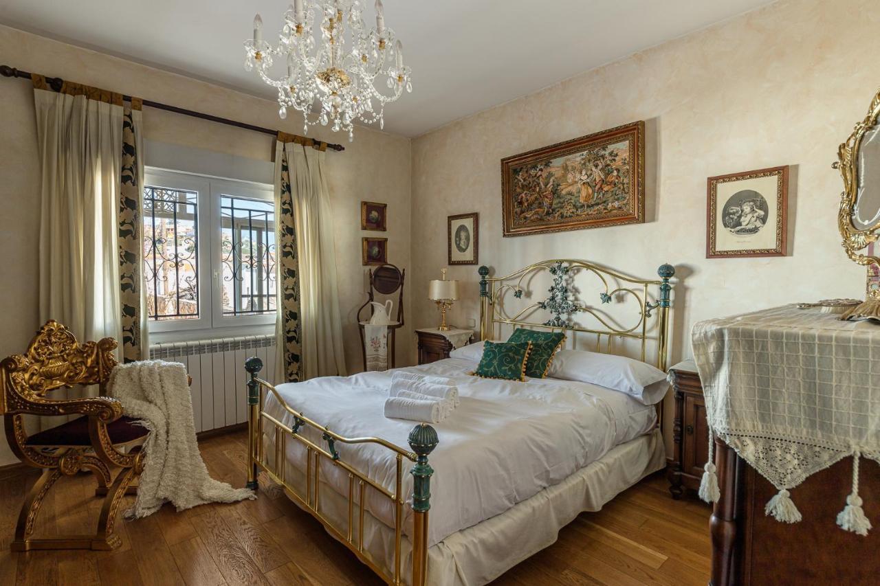 Waou Deluxe Cottage Titulcia Luaran gambar