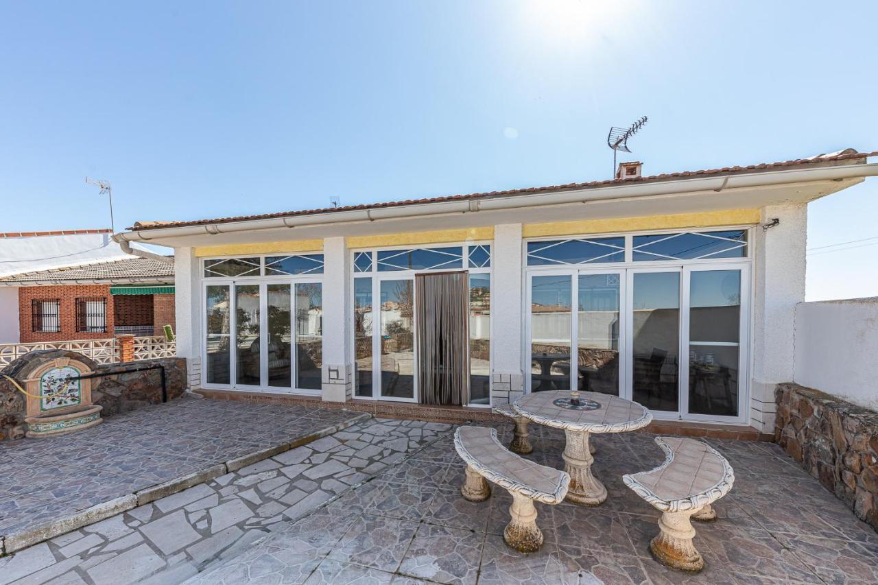 Waou Deluxe Cottage Titulcia Luaran gambar